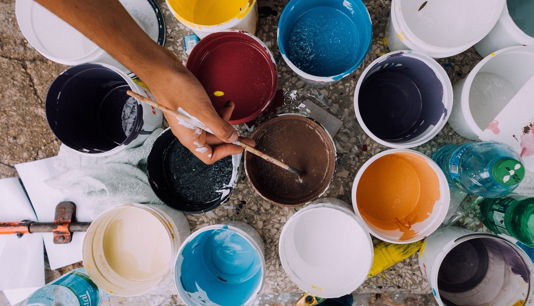 تدريب مهني اختصاص الدهان Malerin und Lackiererin